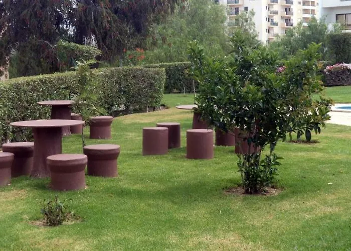 Apartamento T1 - Da Rocha - Com Vistas De Mar E Terraco